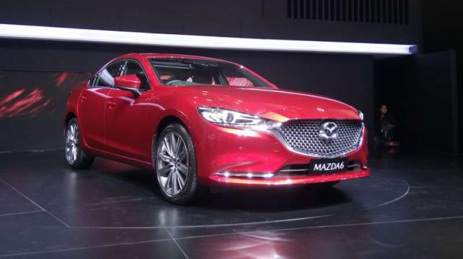 Mazda6 Elite Estate meluncur secara resmi di GIIAS 2018.