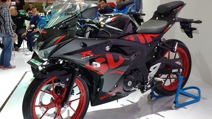 Suzuki Produksi GSX-R150 Dengan Unit Terbatas